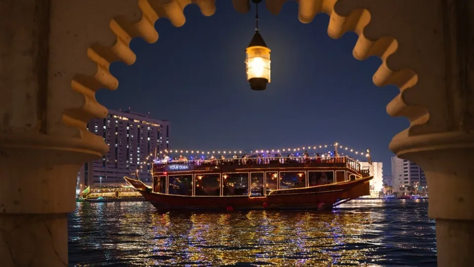 Dubai Creek Luxury Dinner Dhow Cruise &#8211; Kids Go Free - Image 1